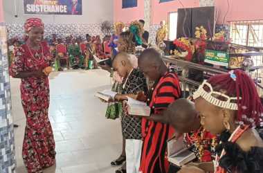 Social Groups awa children fr